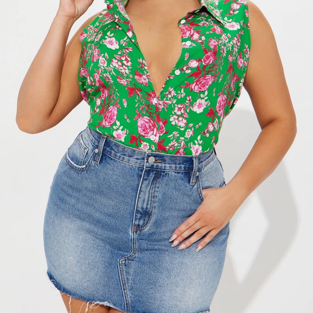NWT Gardenia floral Shirt Green combo!